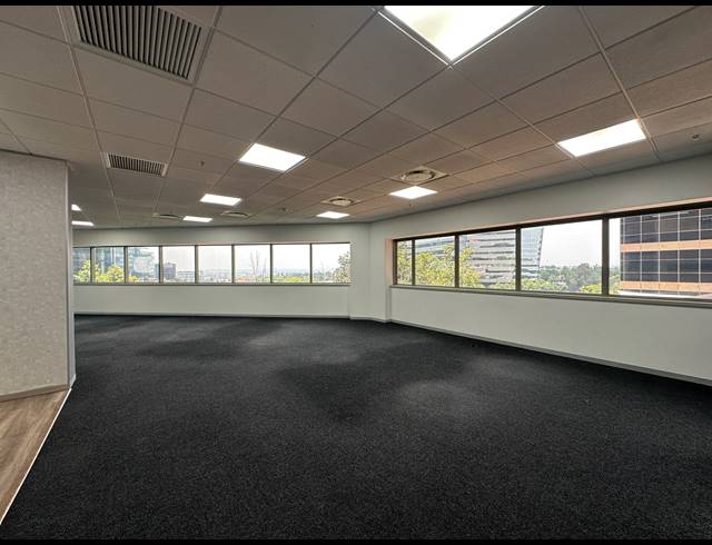 270M² OFFICE TO LET IN SANDTON CENTRAL